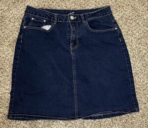 Vintage Y2K Jaclyn Smith Dark Blue Denim Skirt